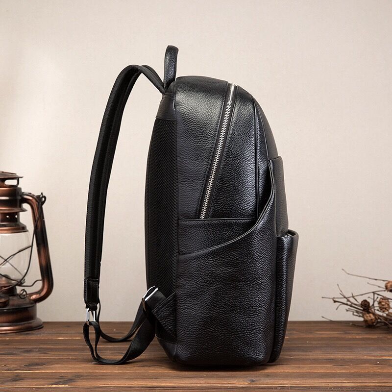 Large-capacity leather travel bag